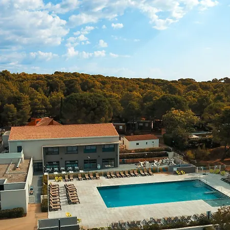 Vvf Herault Üdülőpark 3*